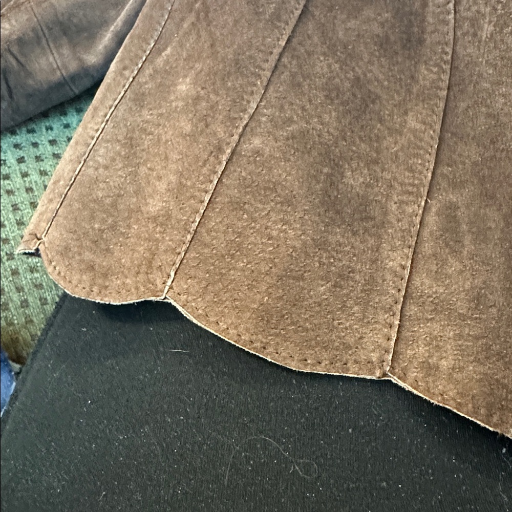 Margaret Godfrey. Womenβs Chocolate Suede Blazer - Picture 8 of 8
